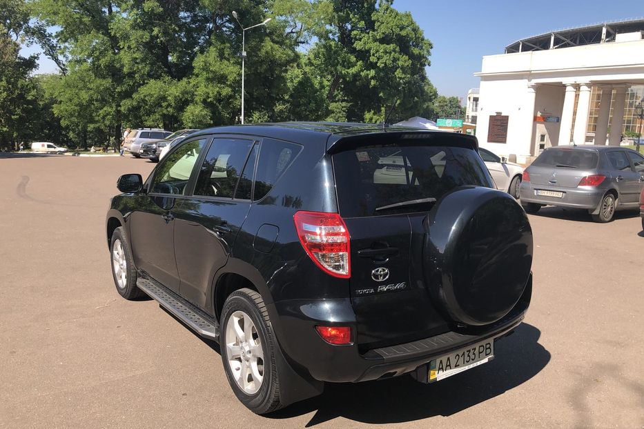 Продам Toyota Rav 4 2011 года в Одессе