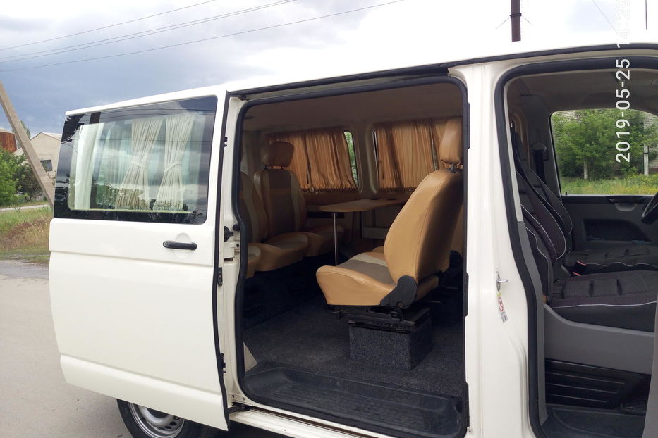 Продам Volkswagen T5 (Transporter) пасс. 1.9 2007 года в г. Геническ, Херсонская область