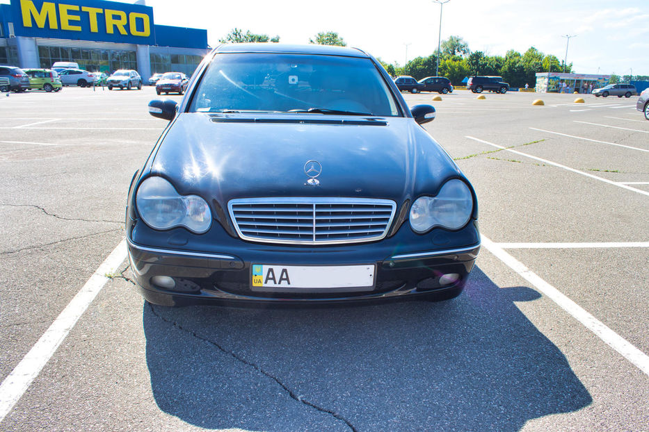 Продам Mercedes-Benz C-Class C200 Compressor АТОМАТ + ГАЗ 2001 года в Киеве