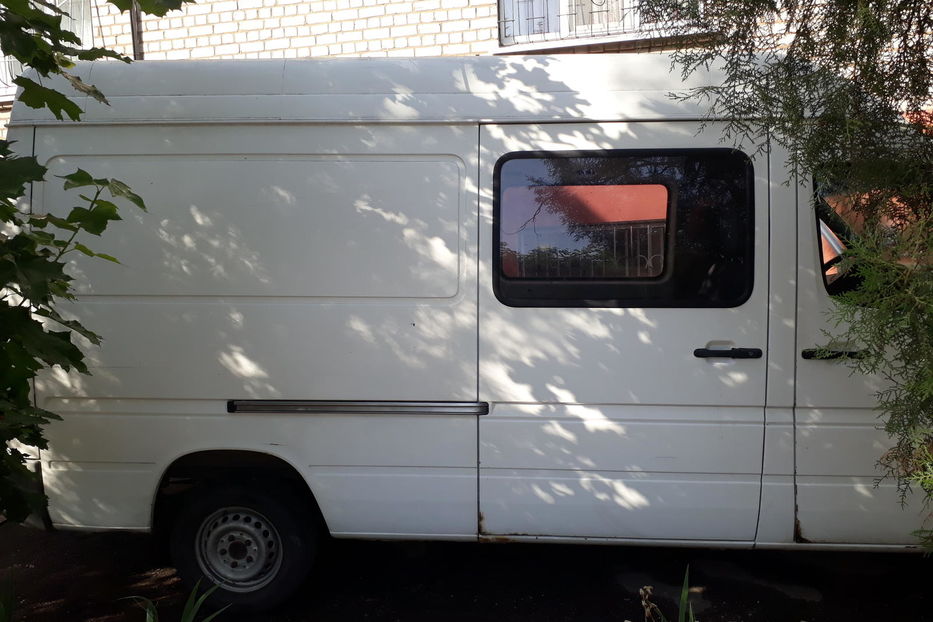 Продам Mercedes-Benz Sprinter 210 груз. D 1998 года в Запорожье