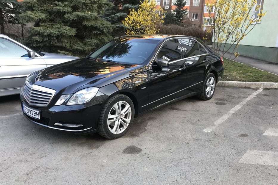 Продам Mercedes-Benz E-Class 2011 года в Черновцах