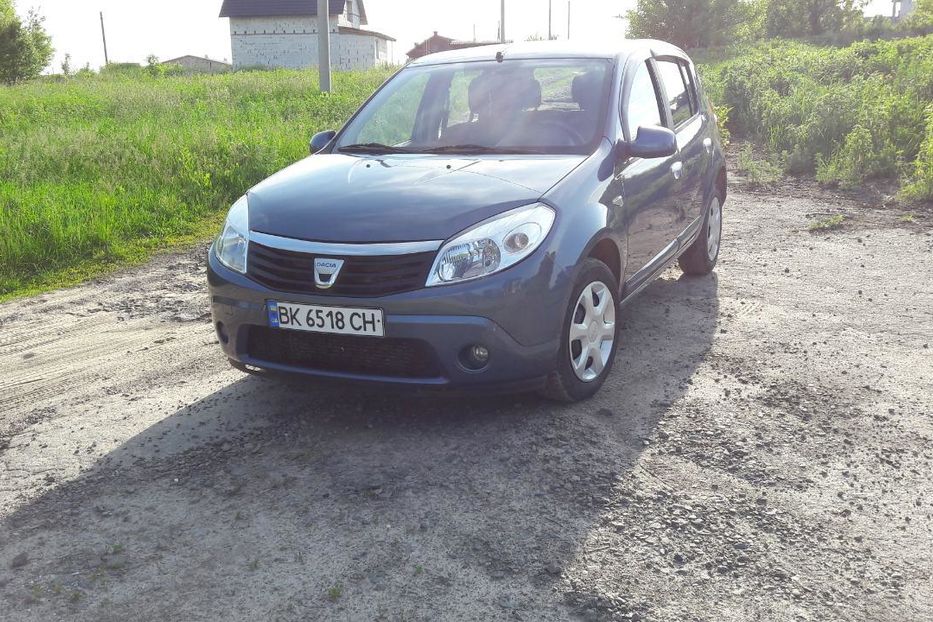 Продам Dacia Sandero 2011 года в Ровно