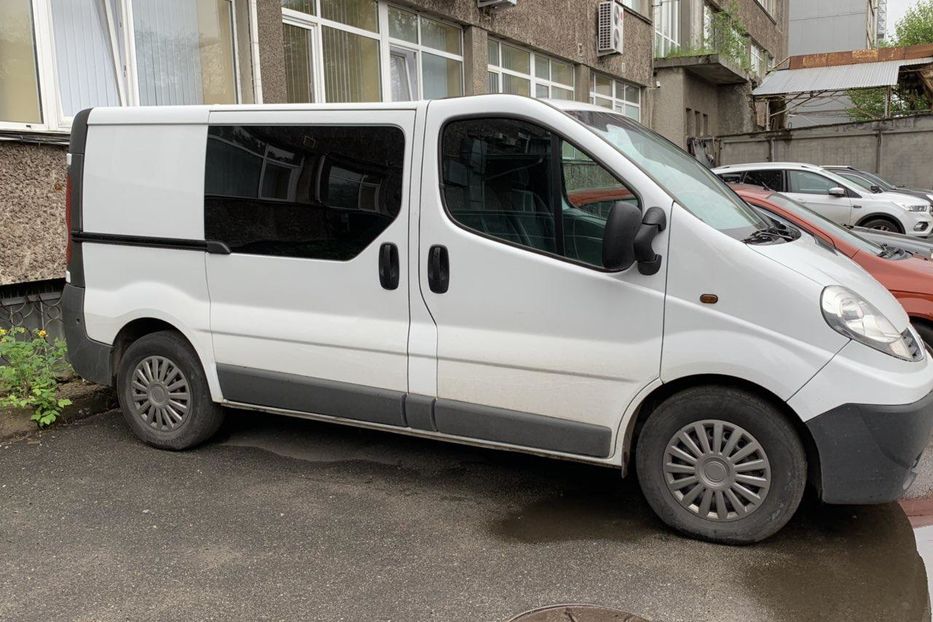 Продам Opel Vivaro груз. 2011 года в Киеве