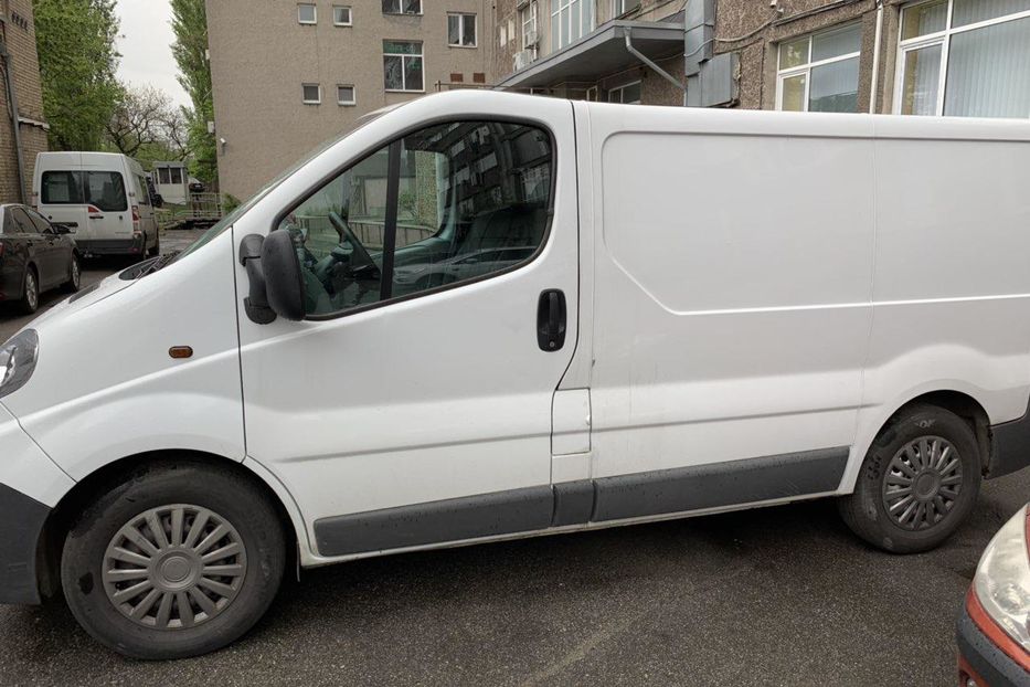 Продам Opel Vivaro груз. 2011 года в Киеве