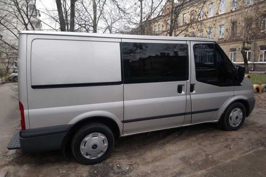 Продам Ford Transit пасс. 2011 года в Киеве