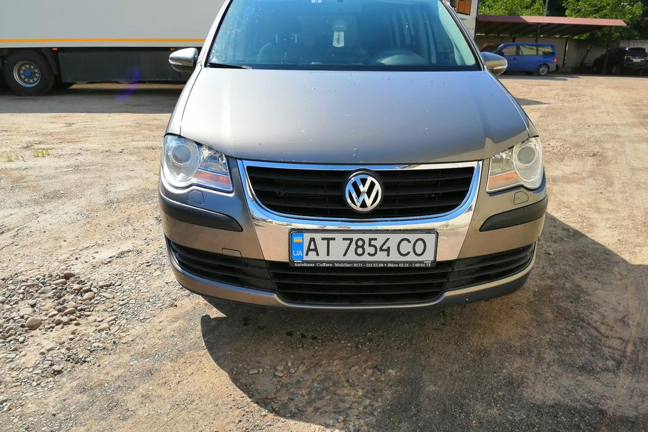 Продам Volkswagen Touran Comfort 2010 года в г. Калуш, Ивано-Франковская область