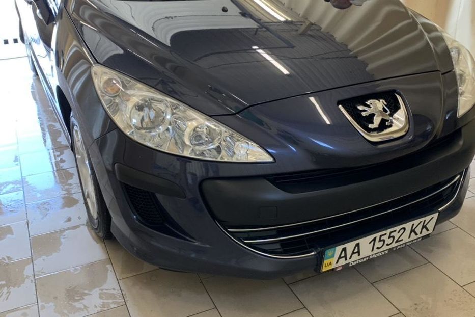 Продам Peugeot 308 2008 года в Киеве