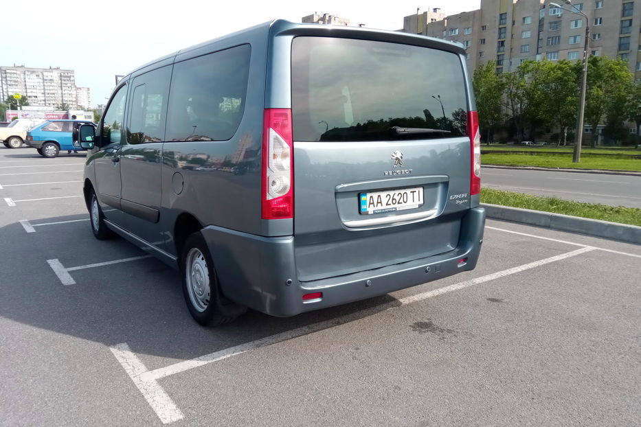 Продам Peugeot Expert пасс. 2016 года в Киеве