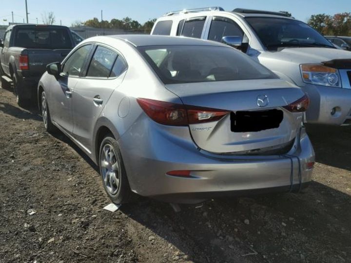 Продам Mazda 3 2015 года в г. Кременчуг, Полтавская область
