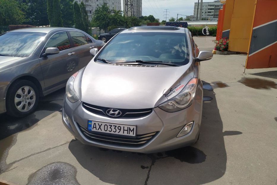 Продам Hyundai Elantra Limited 2013 года в Харькове