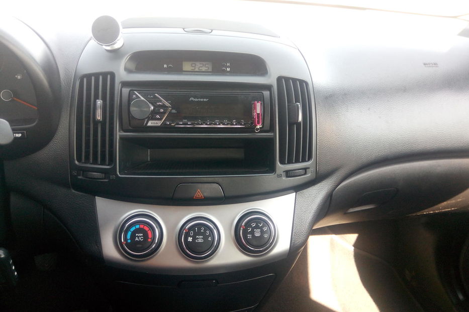 Продам Hyundai Elantra 2011 года в Днепре