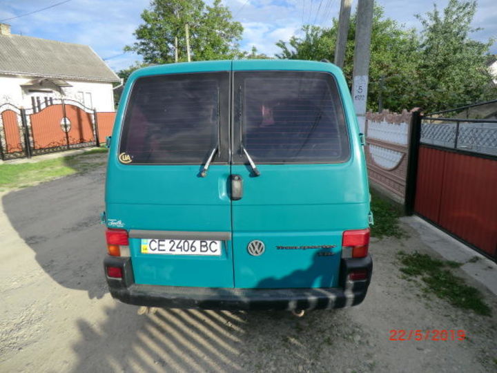 Продам Volkswagen T4 (Transporter) груз груз - пасс. 2001 года в Черновцах