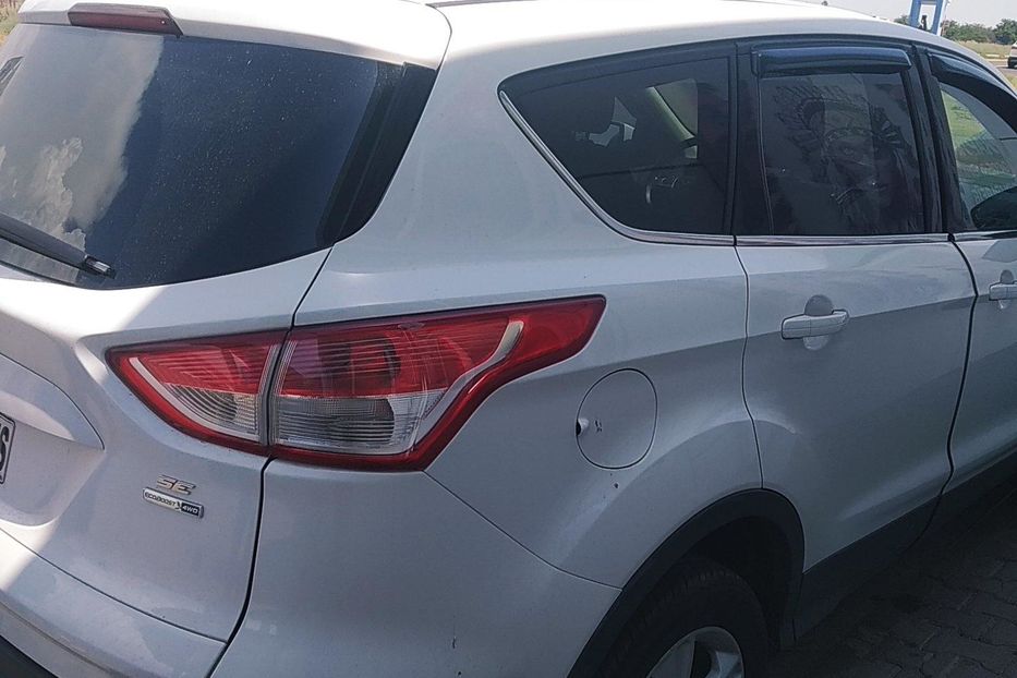 Продам Ford Escape 2013 года в г. Новомосковск, Днепропетровская область