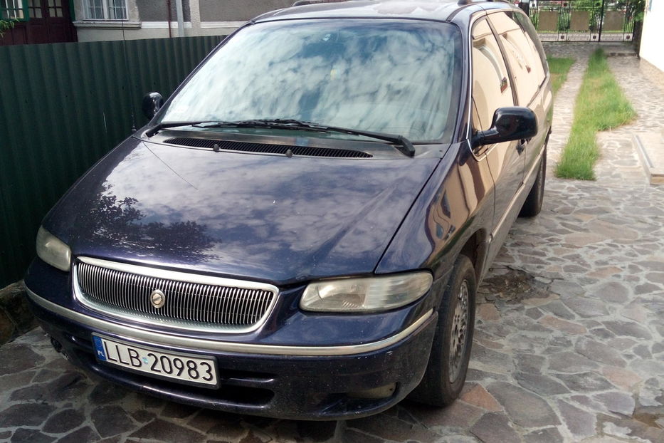 Продам Chrysler Grand Voyager Country 1997 года в г. Дрогобыч, Львовская область