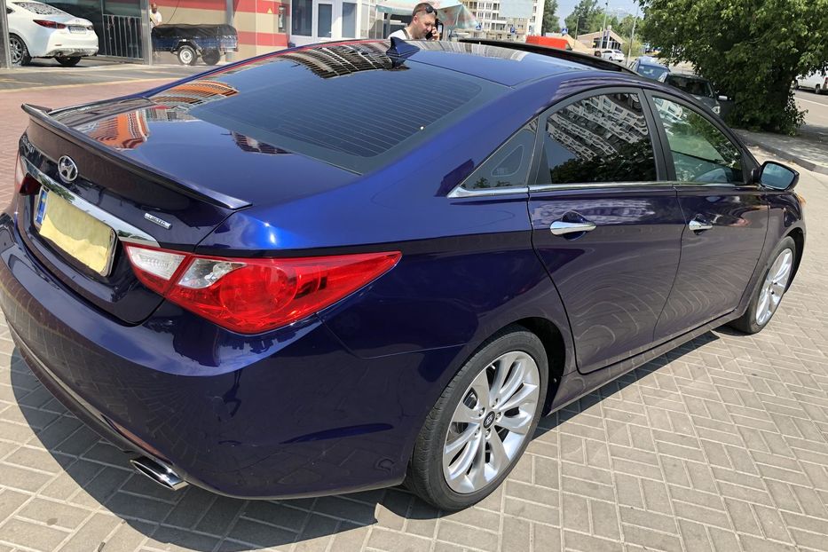 Продам Hyundai Sonata Limited Panomara 2013 года в Киеве