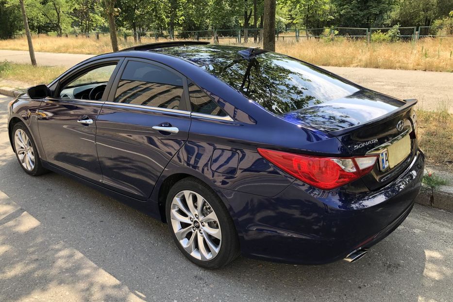 Продам Hyundai Sonata Limited Panomara 2013 года в Киеве