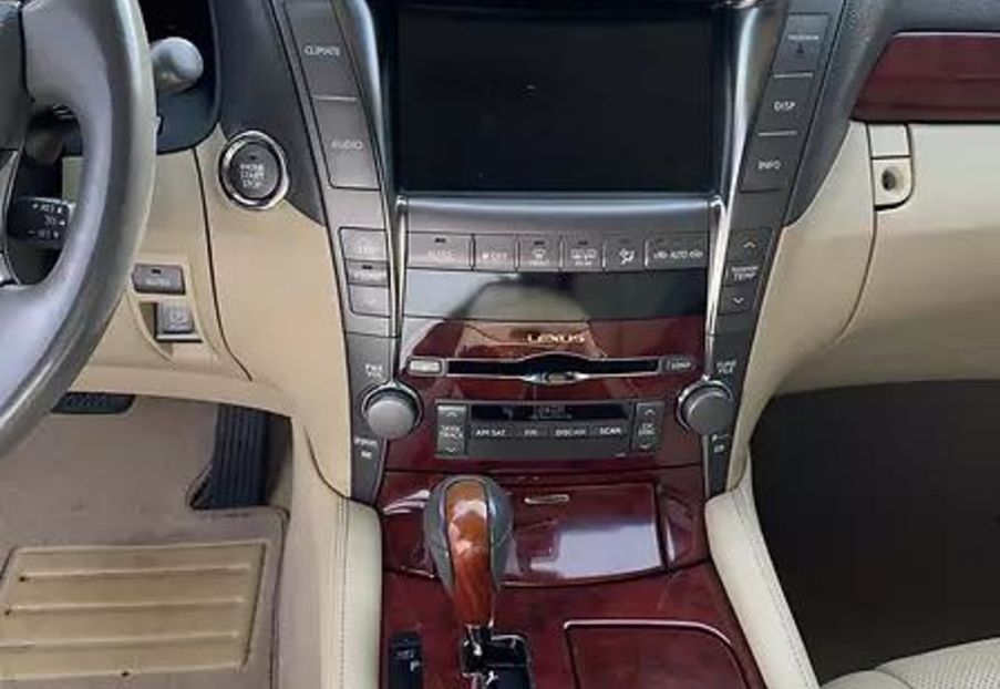 Продам Lexus LS 460 2007 года в Киеве