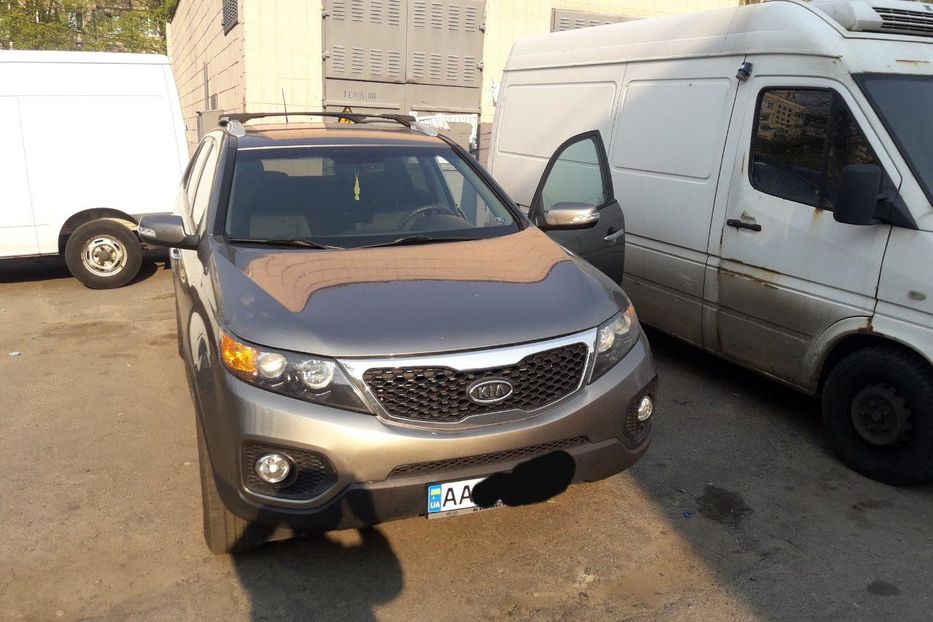 Продам Kia Sorento 2011 года в Киеве