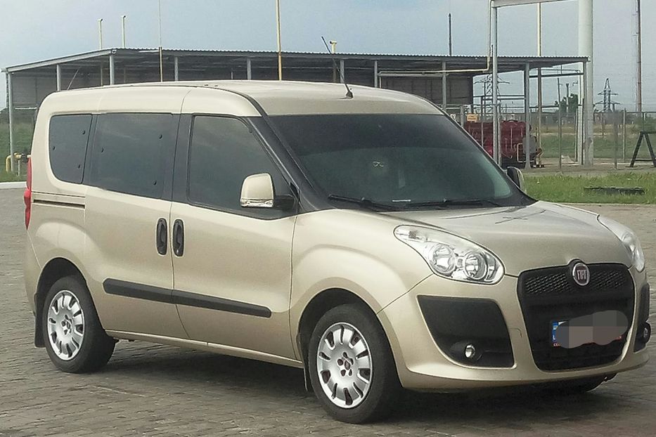Продам Fiat Doblo пасс. пасажир 2013 года в г. Васильевка, Запорожская область