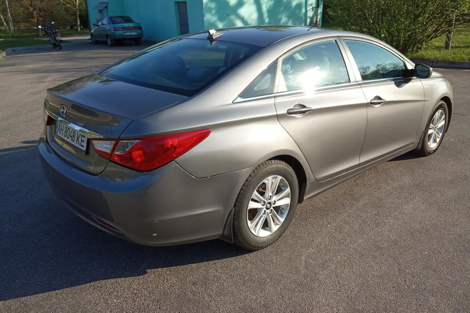 Продам Hyundai Sonata 2013 года в г. Красный Лиман, Донецкая область