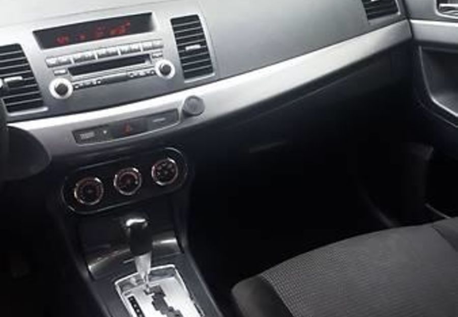 Продам Mitsubishi Lancer X 2011 года в Киеве