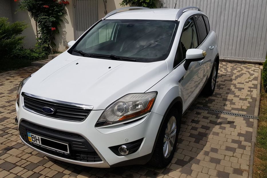 Продам Ford Kuga Titanium 2011 года в Одессе