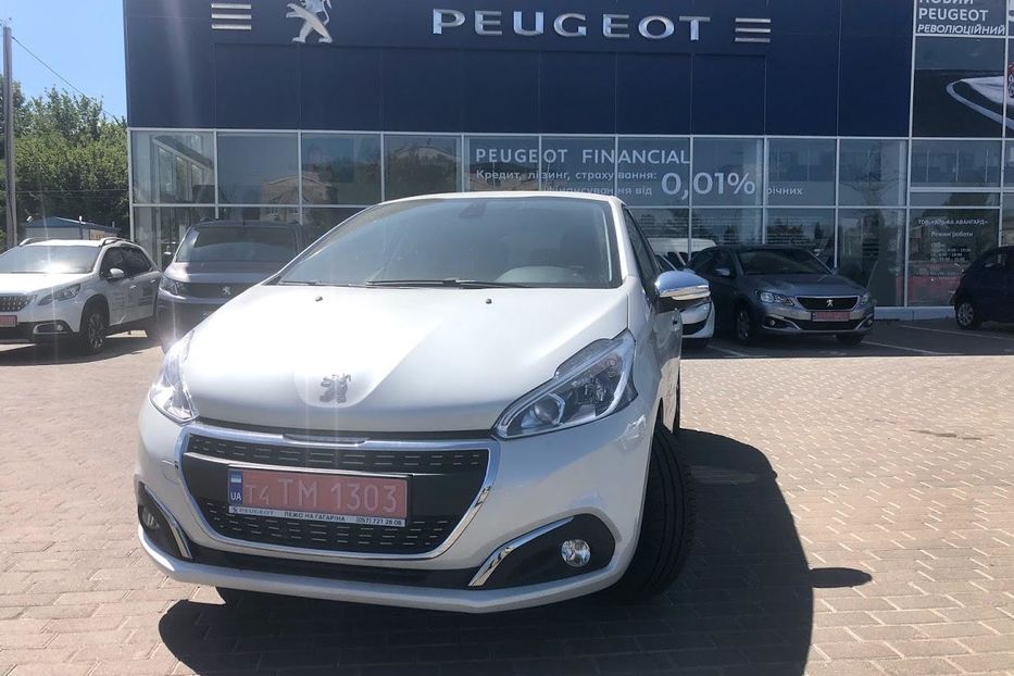 Продам Peugeot 208 ALLURE 2018 года в Харькове