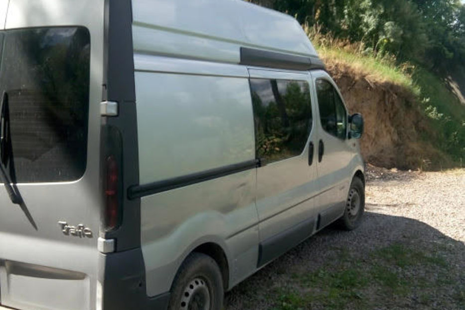 Продам Renault Trafic пасс. 2006 года в Киеве