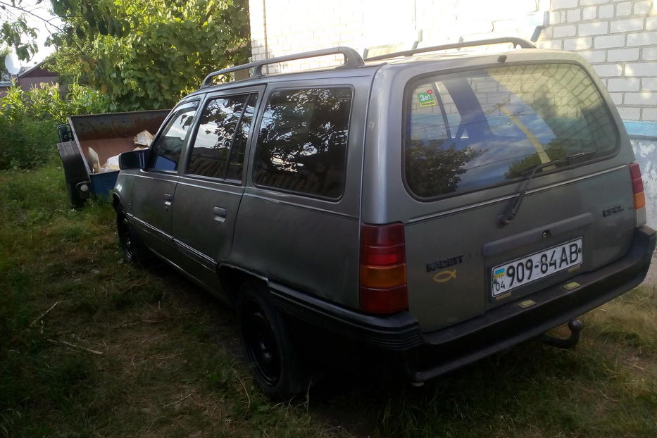 Продам Opel Kadett Caravan 1990 года в г. Верхнеднепровск, Днепропетровская область