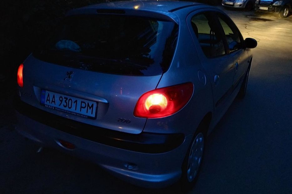 Продам Peugeot 206 2004 года в Киеве