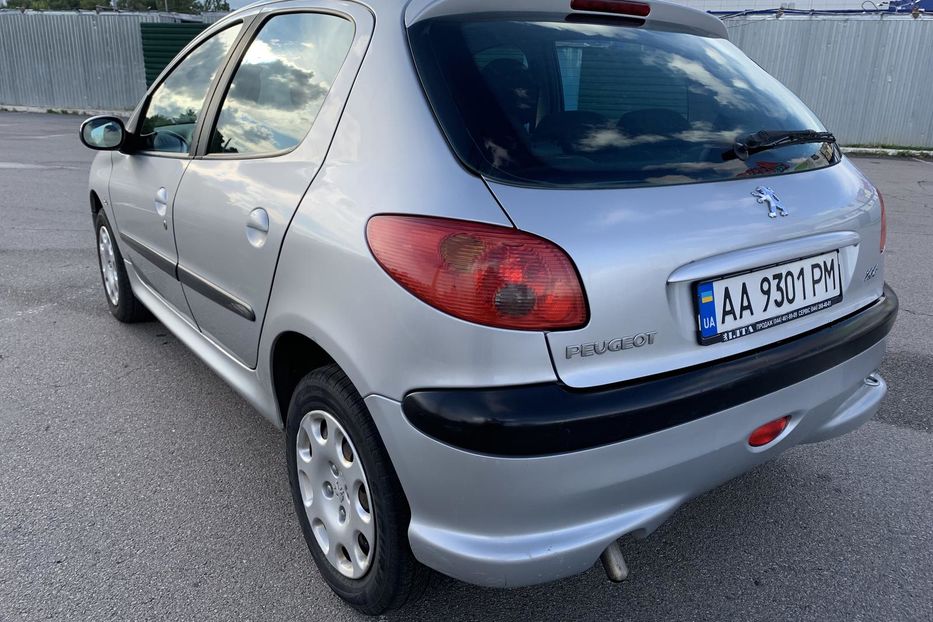 Продам Peugeot 206 2004 года в Киеве