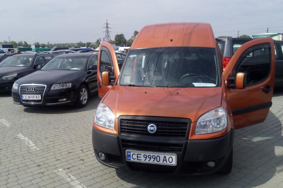 Продам Fiat Doblo пасс. 2006 года в Черновцах