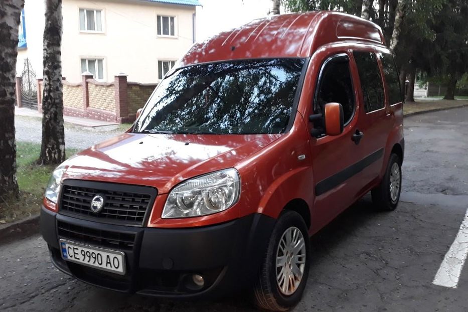 Продам Fiat Doblo пасс. 2006 года в Черновцах