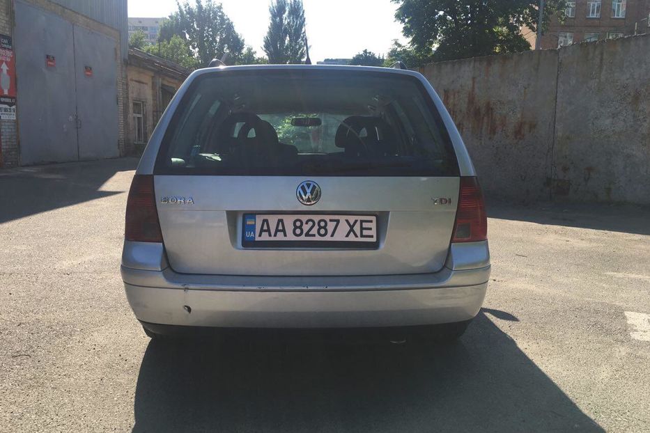 Продам Volkswagen Bora 2001 года в Киеве