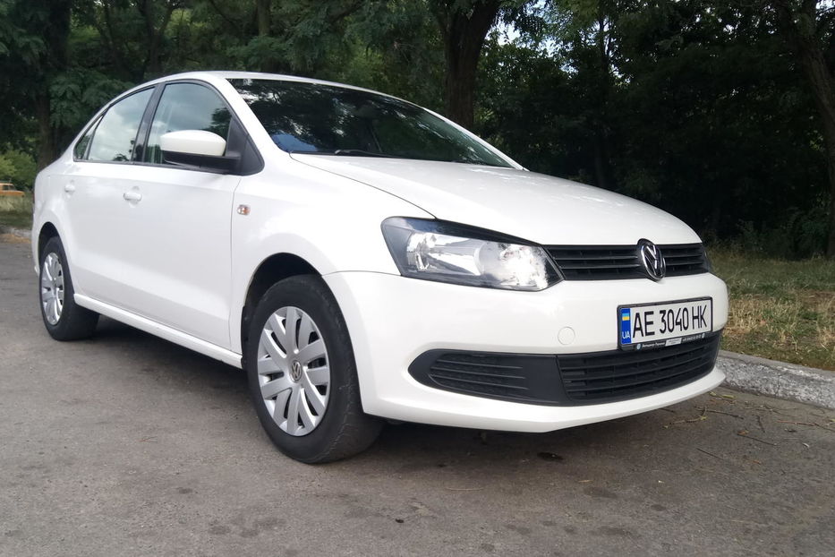 Продам Volkswagen Polo 2013 года в Днепре