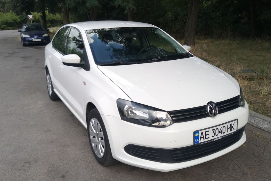 Продам Volkswagen Polo 2013 года в Днепре