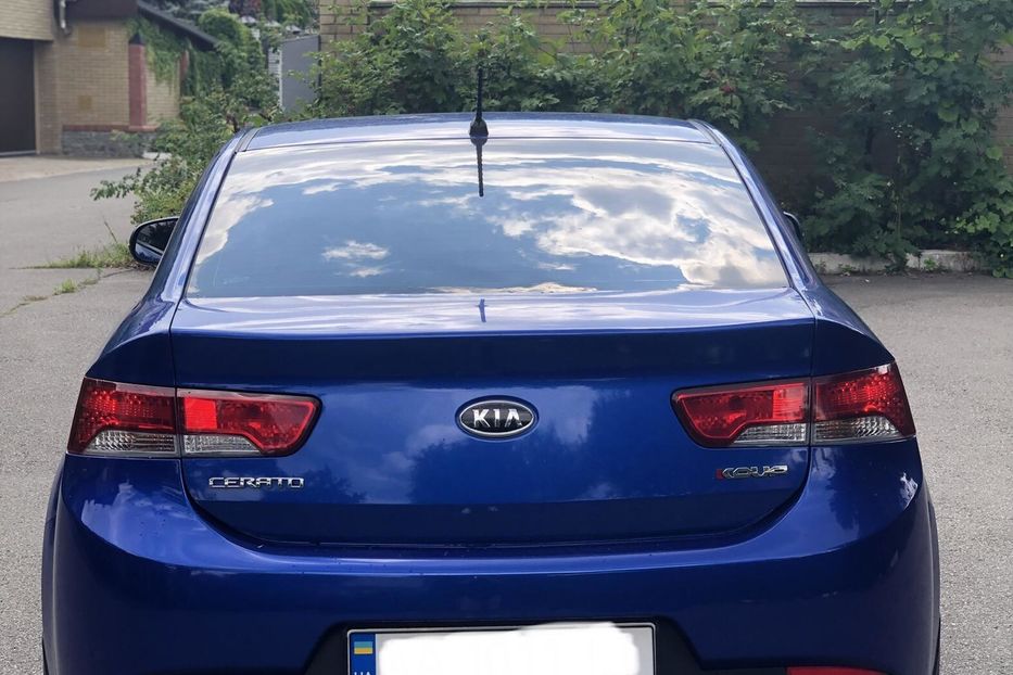 Продам Kia Koup 2011 года в Киеве