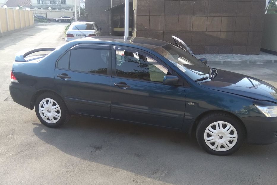 Продам Mitsubishi Lancer 2005 года в Одессе