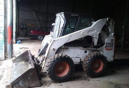 Продам Другое Другое Bobcat S250 2005 года в Харькове