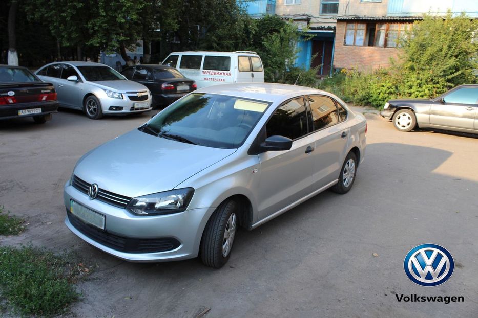 Продам Volkswagen Polo 2013 года в Харькове