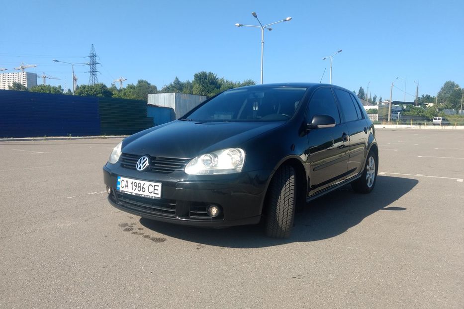 Продам Volkswagen Golf V 2008 года в Киеве