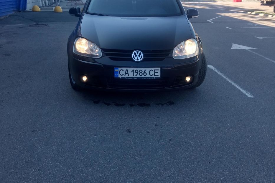 Продам Volkswagen Golf V 2008 года в Киеве