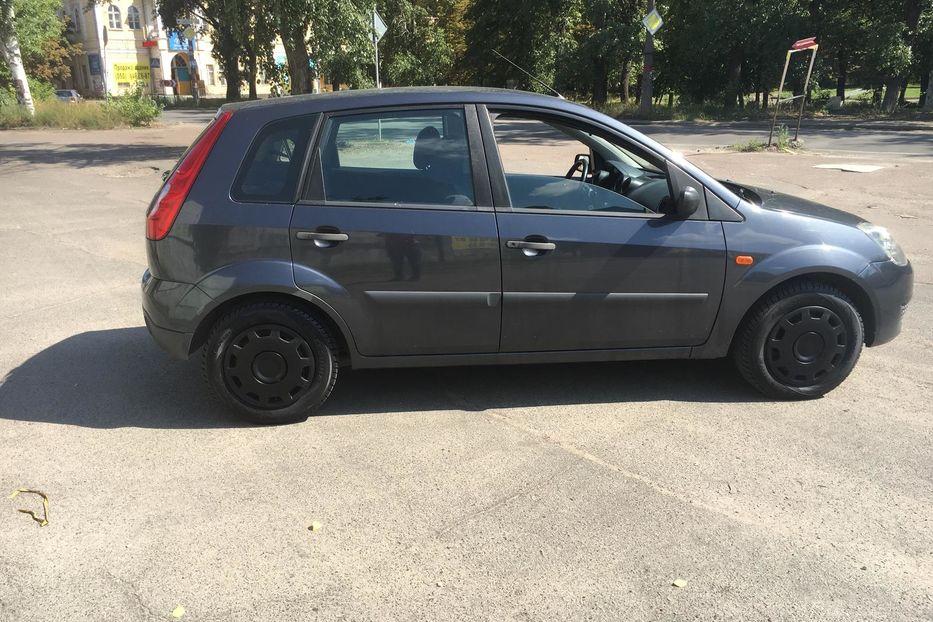 Продам Ford Fiesta 2008 года в Киеве