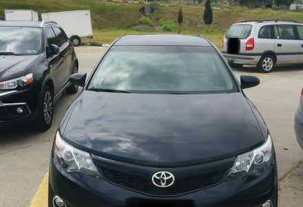 Продам Toyota Camry 2014 года в Киеве