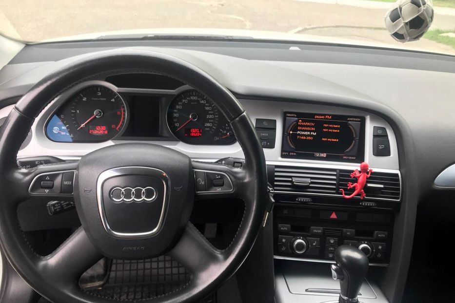 Продам Audi A6 2011 года в Харькове