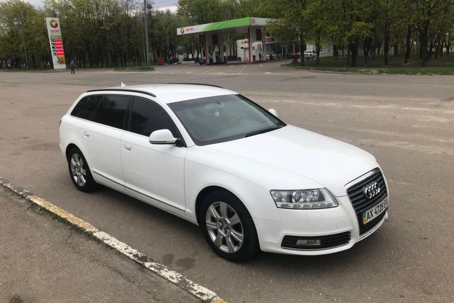 Продам Audi A6 2011 года в Харькове