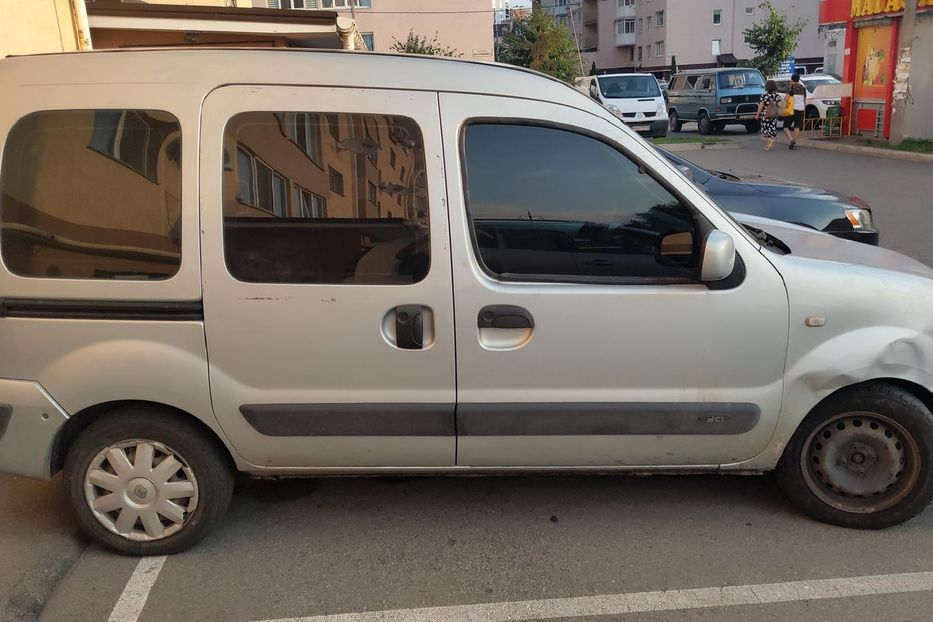 Продам Renault Kangoo пасс. 2008 года в Киеве