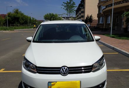 Продам Volkswagen Touran 2014 года в Киеве