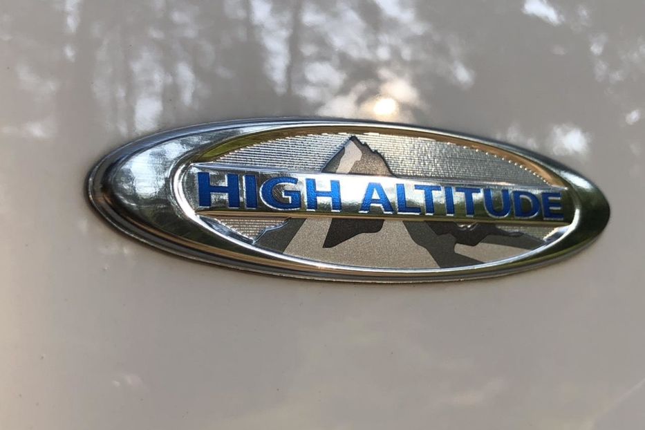Продам Jeep Compass High Altitude 2016 2016 года в Киеве