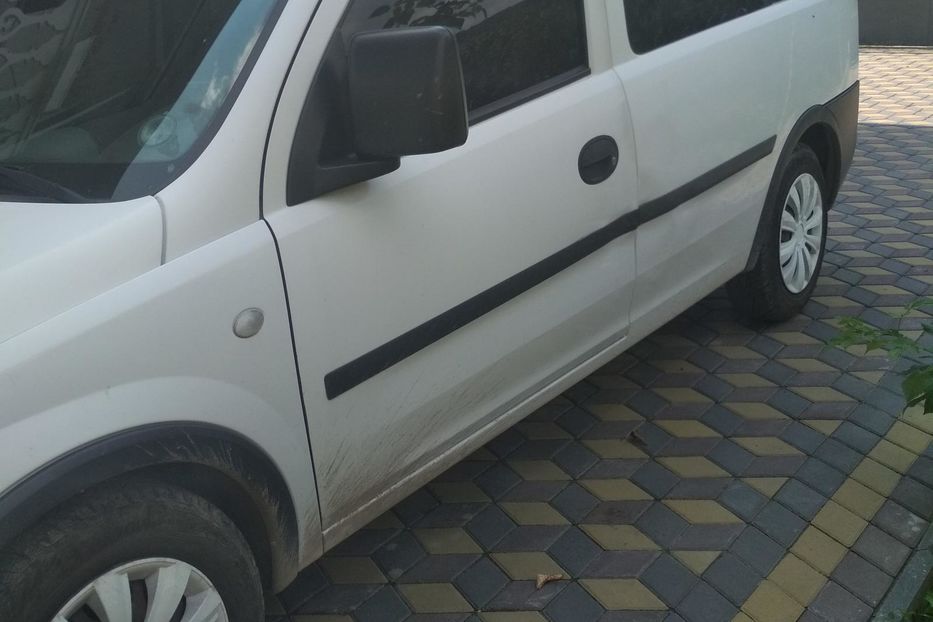 Продам Opel Combo пасс. Минивен 2006 года в г. Тячев, Закарпатская область